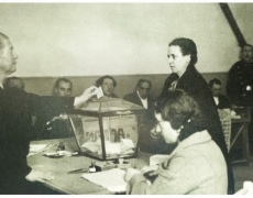 «La transición fue un buen momento para abandonar la monarquía»